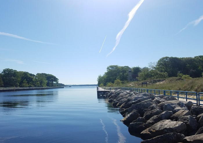 Lakeside Inn - From Website (newer photo)